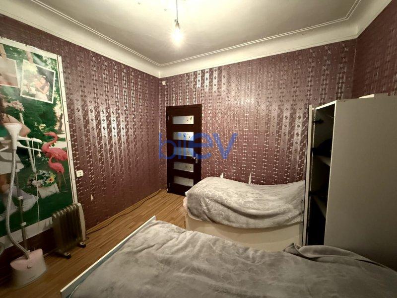 Satılır 3 otaqlı Köhnə Tikili  80m², Bakı