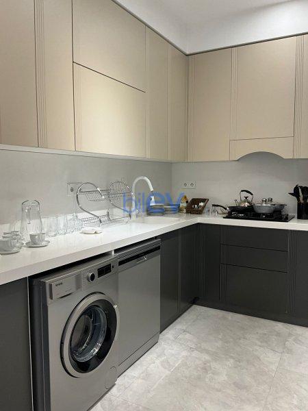 Kirayə (aylıq) 2 otaqlı Yeni Tikili  80m², Bakı