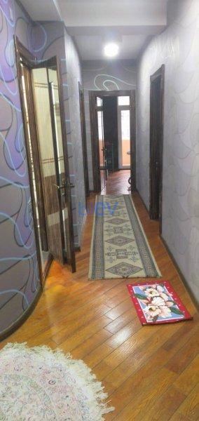 Kirayə (aylıq) 3 otaqlı Yeni Tikili  130m², Bakı