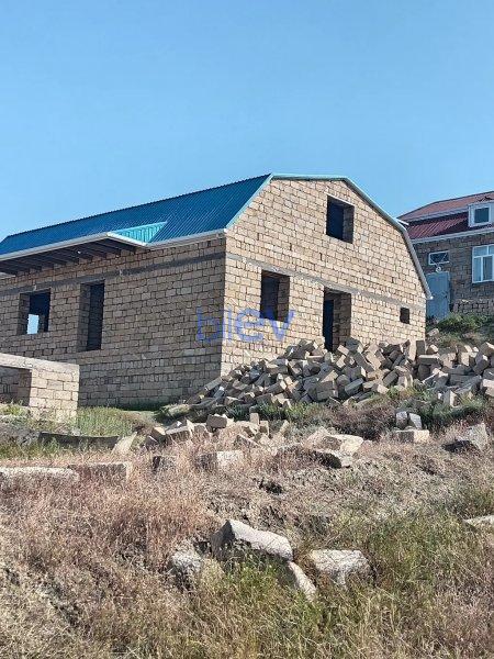 Satılır 4 otaqlı Həyət evi  120m², Bakı