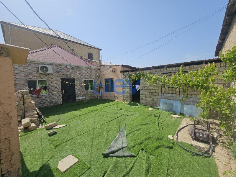 Satılır 5 otaqlı Həyət evi  100m², Bakı