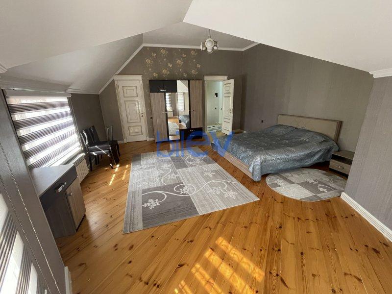 Kirayə (aylıq) 7 otaqlı Bağ evi  400m², Bakı