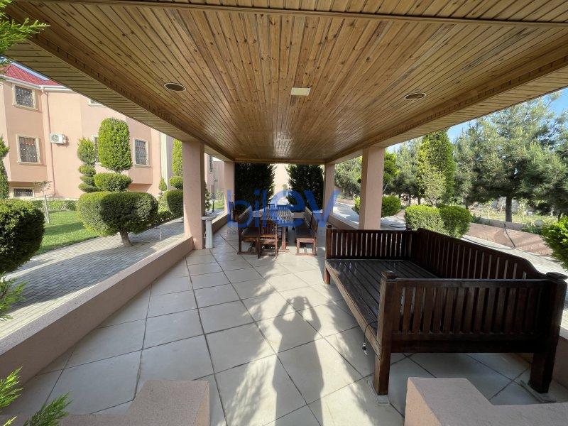 Kirayə (aylıq) 7 otaqlı Bağ evi  400m², Bakı