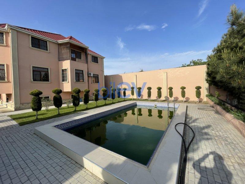 Kirayə (aylıq) 7 otaqlı Bağ evi  400m², Bakı