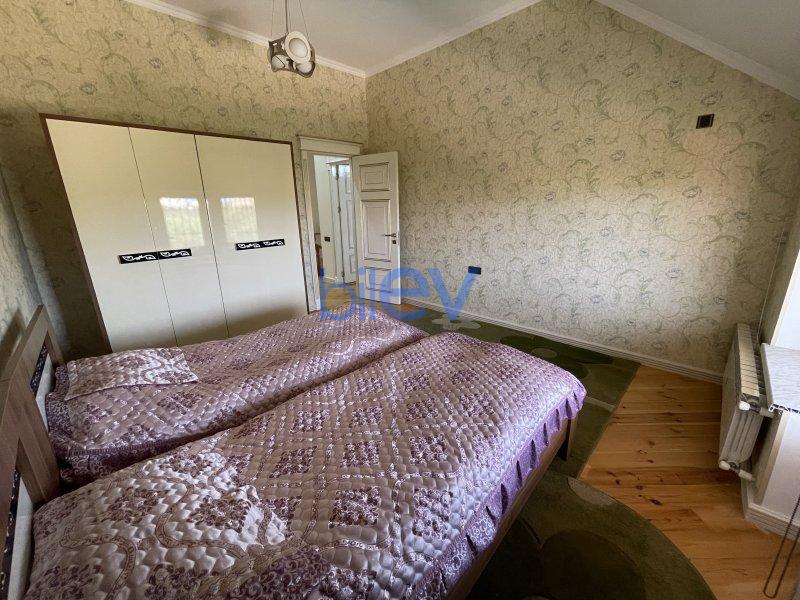 Kirayə (aylıq) 7 otaqlı Bağ evi  400m², Bakı