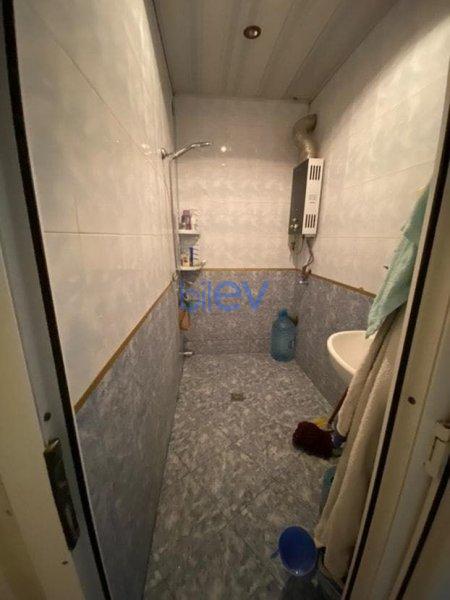 Satılır 5 otaqlı Köhnə Tikili  92m², Bakı