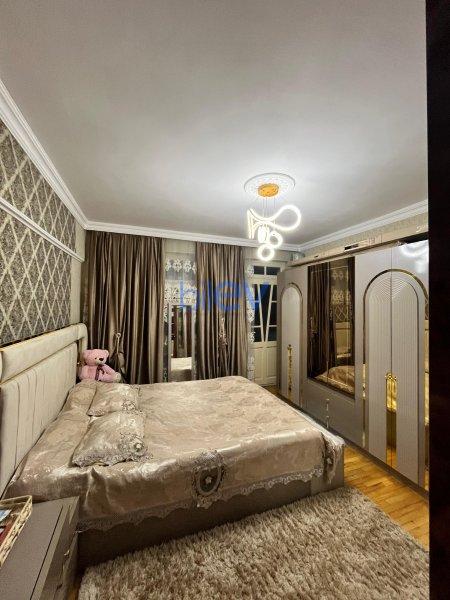 Satılır 3 otaqlı Köhnə Tikili  65m², Bakı