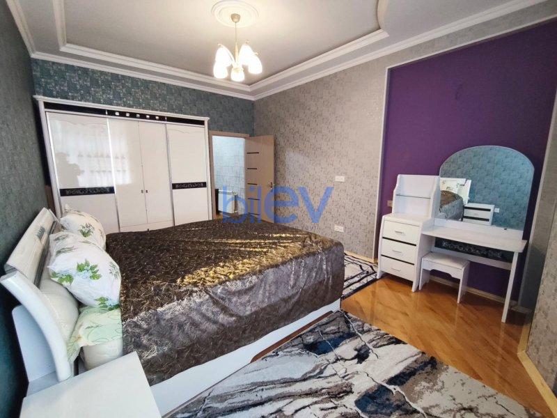 Kirayə (aylıq) 3 otaqlı Yeni Tikili  100m², Bakı