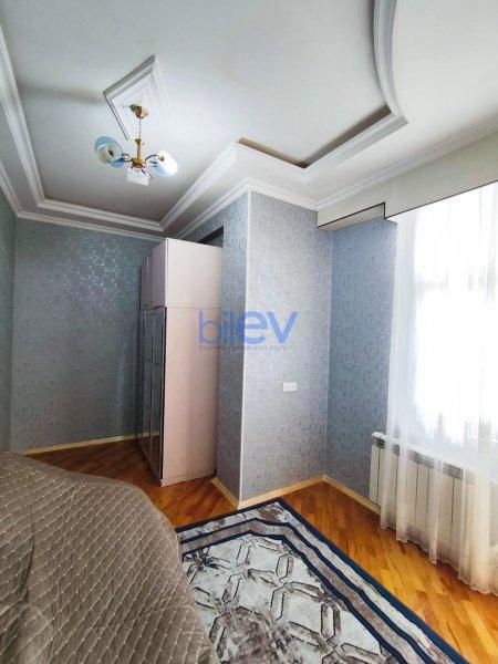 Kirayə (aylıq) 3 otaqlı Yeni Tikili  100m², Bakı