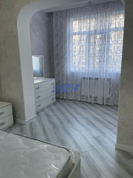 Kirayə (aylıq) 2 otaqlı Köhnə Tikili  65m², Bakı