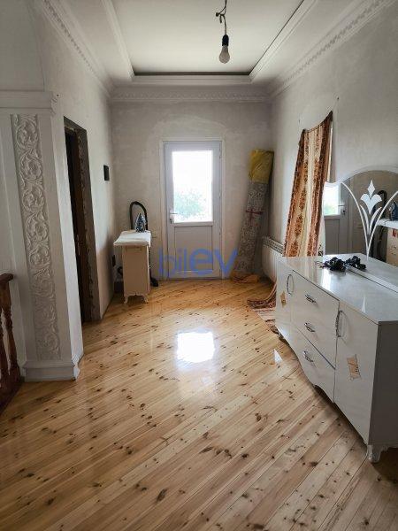 Satılır 8 otaqlı Həyət evi  264m², Bakı