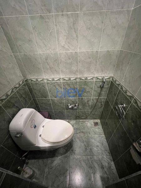 Satılır 7 otaqlı Həyət evi  370m², Bakı