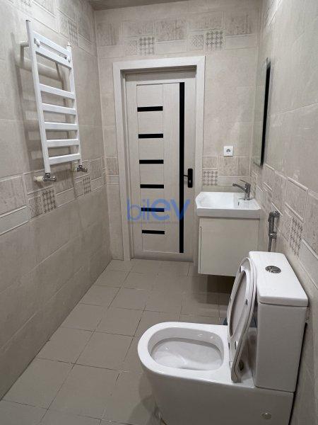 Kirayə (aylıq) 3 otaqlı Yeni Tikili  109m², Bakı
