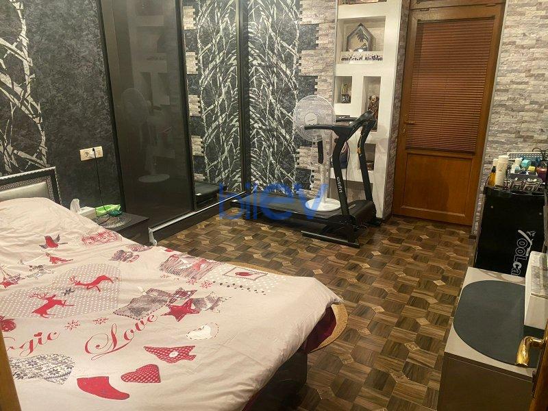 Satılır 3 otaqlı Yeni Tikili  180m², Bakı