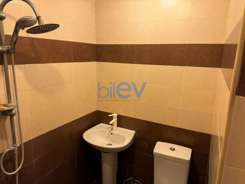 Satılır 4 otaqlı Köhnə Tikili  100m², Bakı