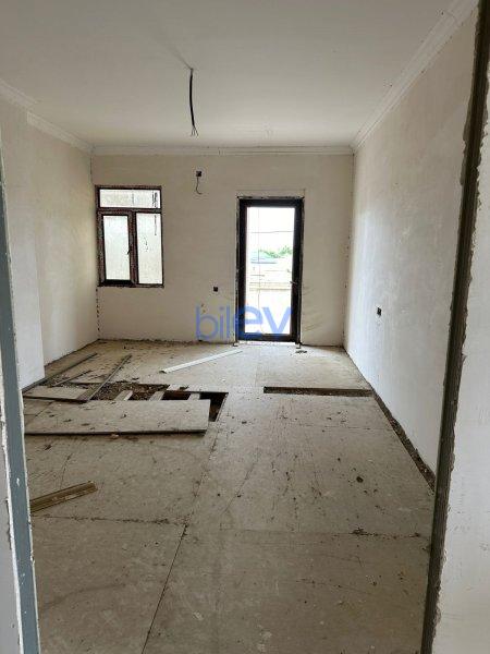 Satılır 10 otaqlı Həyət evi  300m², Bakı