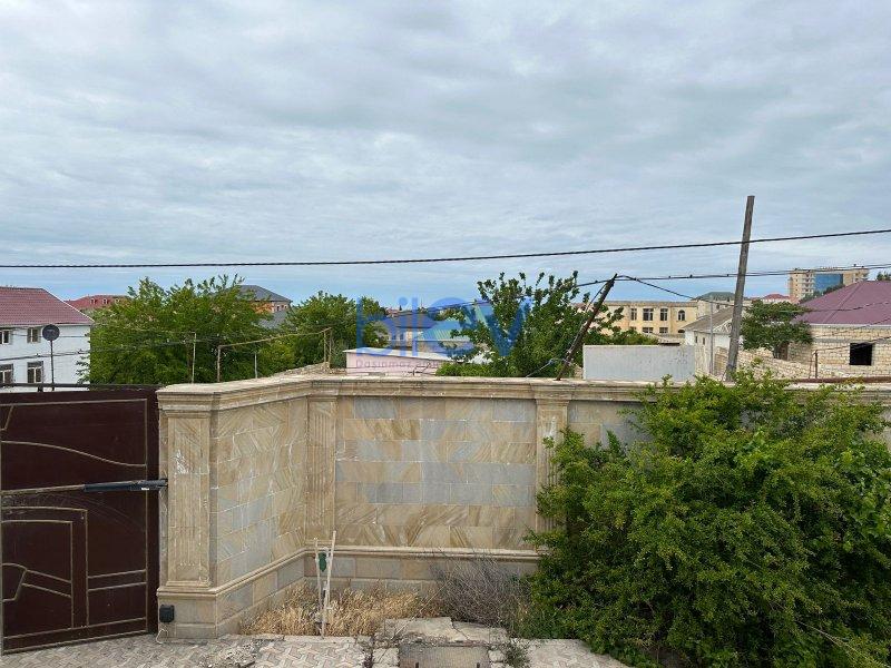 Satılır 10 otaqlı Həyət evi  300m², Bakı
