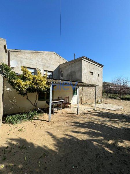Satılır 6 otaqlı Həyət evi  200m², Bakı
