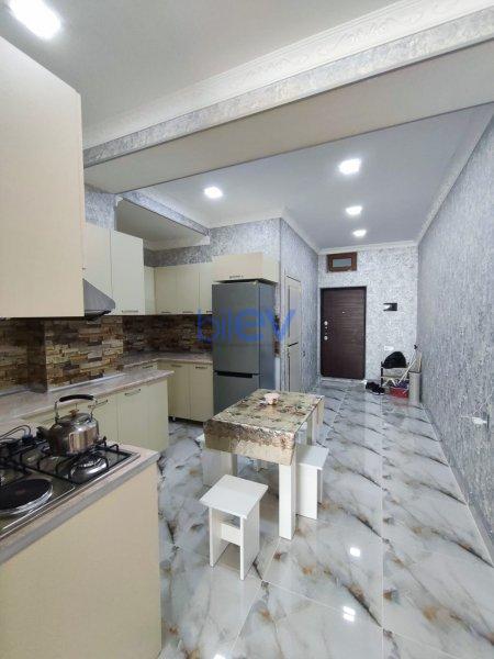 Kirayə (aylıq) 3 otaqlı Yeni Tikili  75m², Bakı