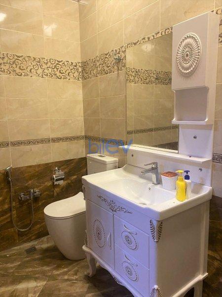 Satılır 5 otaqlı Bağ evi  352m², Bakı