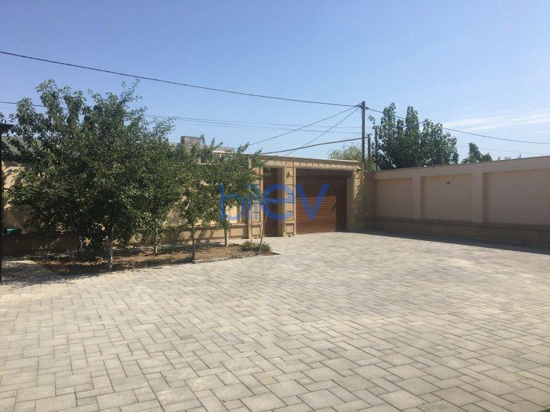Satılır 5 otaqlı Həyət evi  200m², Bakı