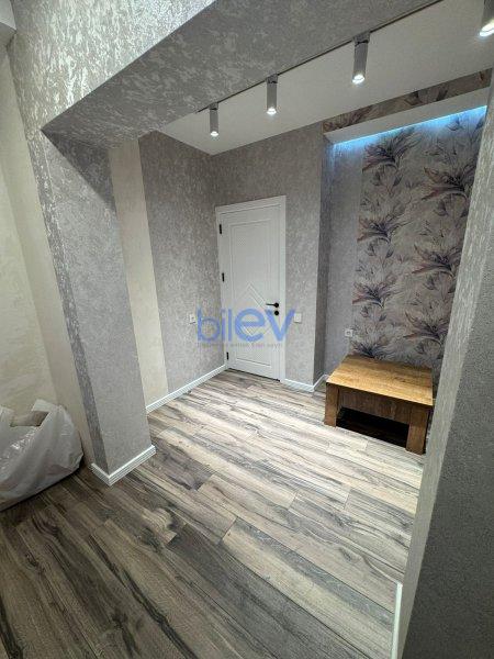 Kirayə (aylıq) 5 otaqlı Yeni Tikili  130m², Bakı
