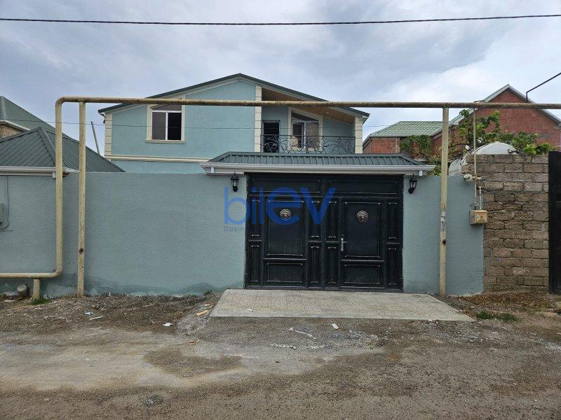 Satılır 7 otaqlı Həyət evi  240m², Bakı