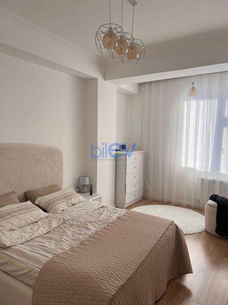 Kirayə (aylıq) 3 otaqlı Yeni Tikili  110m², Bakı