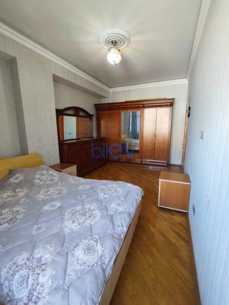 Kirayə (aylıq) 3 otaqlı Yeni Tikili  132m², Bakı
