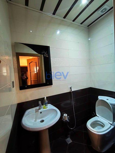 Kirayə (aylıq) 3 otaqlı Yeni Tikili  132m², Bakı