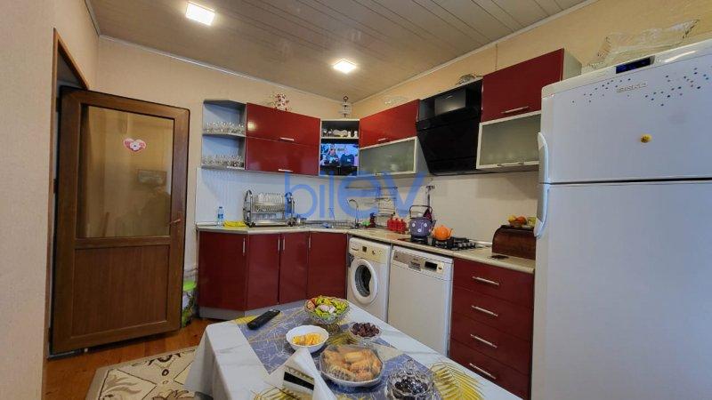 Satılır 7 otaqlı Həyət evi  220m², Bakı
