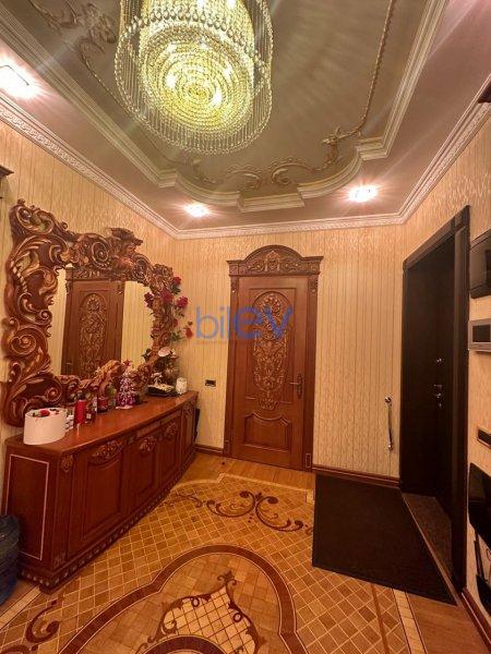 Satılır 4 otaqlı Yeni Tikili  160m², Bakı