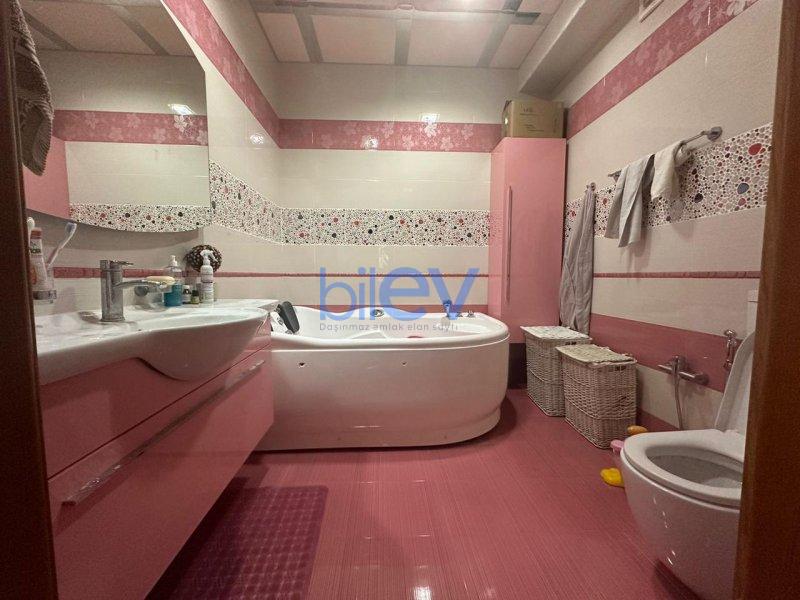 Satılır 4 otaqlı Yeni Tikili  160m², Bakı