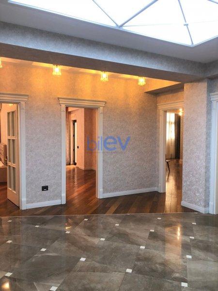 Kirayə (aylıq) 4 otaqlı Yeni Tikili  150m², Bakı