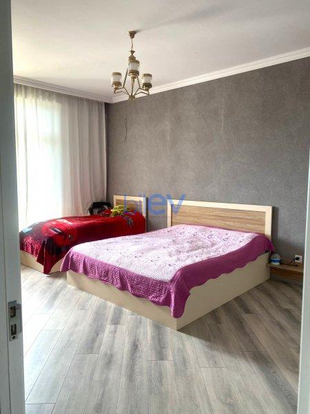 Kirayə (aylıq) 3 otaqlı Yeni Tikili  110m², Bakı