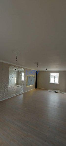 Satılır 5 otaqlı Həyət evi  220m², Bakı