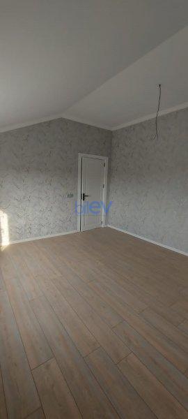 Satılır 5 otaqlı Həyət evi  220m², Bakı