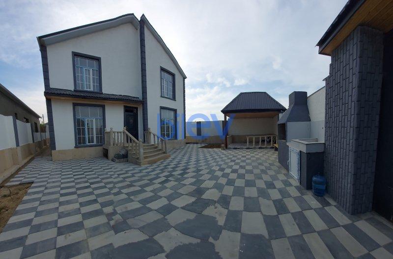 Satılır 5 otaqlı Həyət evi  220m², Bakı