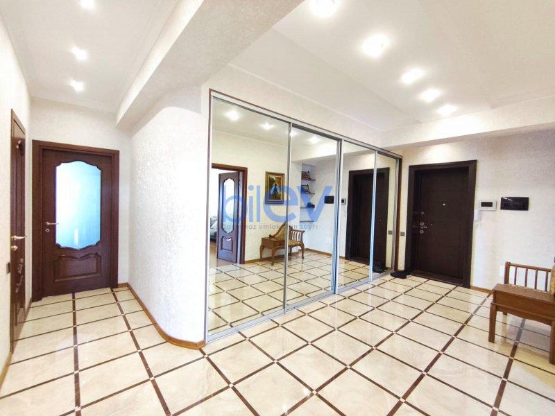 Kirayə (aylıq) 2 otaqlı Yeni Tikili  100m², Bakı