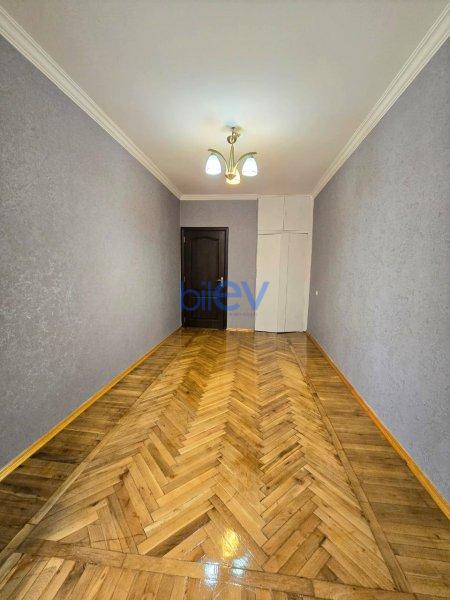Aylıq Kirayə 3 otaqlı Köhnə Tikili bina evi  100m², Bakı