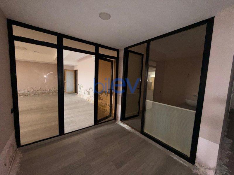 Kirayə (aylıq) 4 otaqlı Obyekt  250m², Bakı