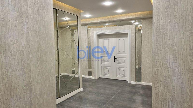 Satılır 3 otaqlı Yeni Tikili  144m², Bakı