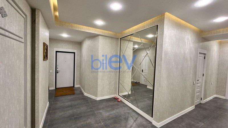 Satılır 3 otaqlı Yeni Tikili  144m², Bakı