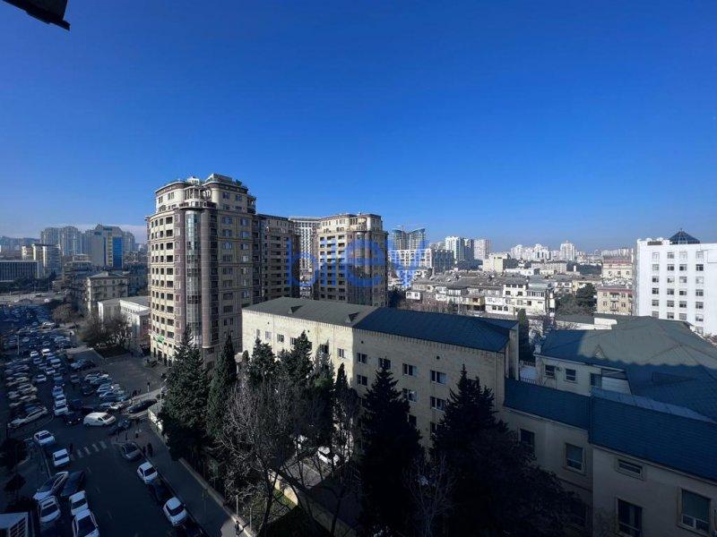 Satılır 3 otaqlı Yeni Tikili  152m², Bakı