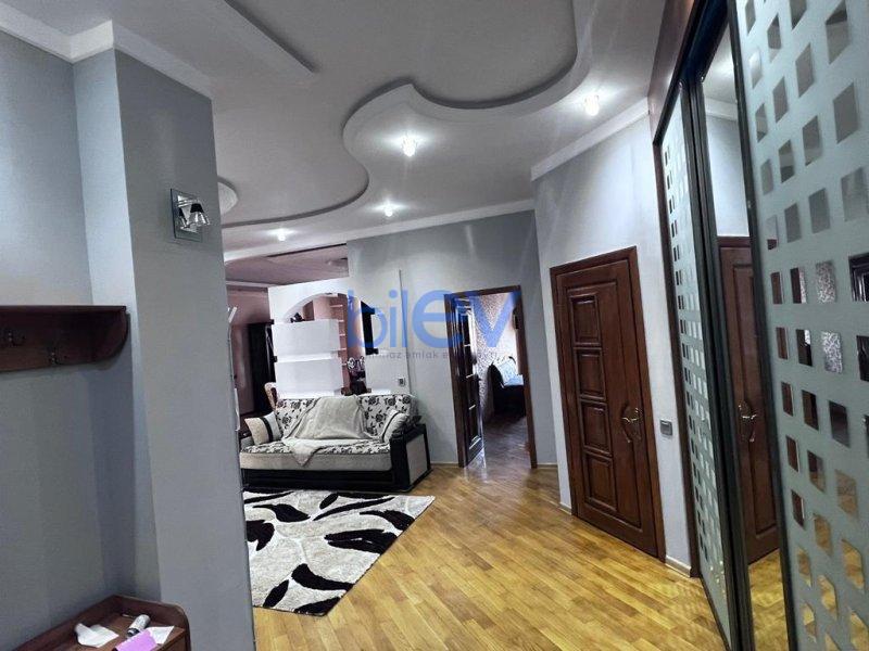 Satılır 3 otaqlı Yeni Tikili  152m², Bakı