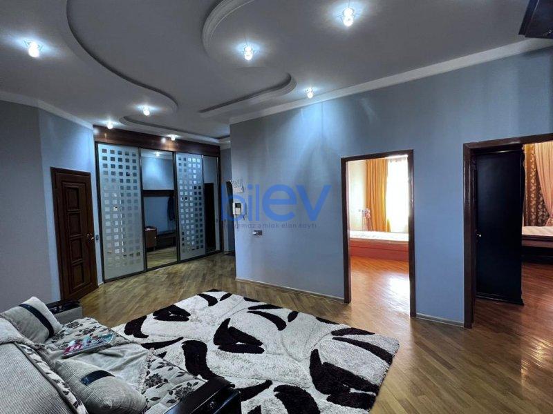 Satılır 3 otaqlı Yeni Tikili  152m², Bakı