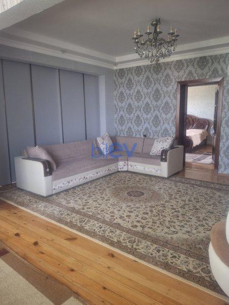 Satılır 4 otaqlı Həyət evi  120m², Bakı