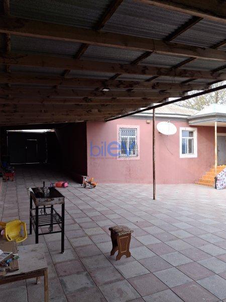 Satılır 4 otaqlı Həyət evi  120m², Bakı