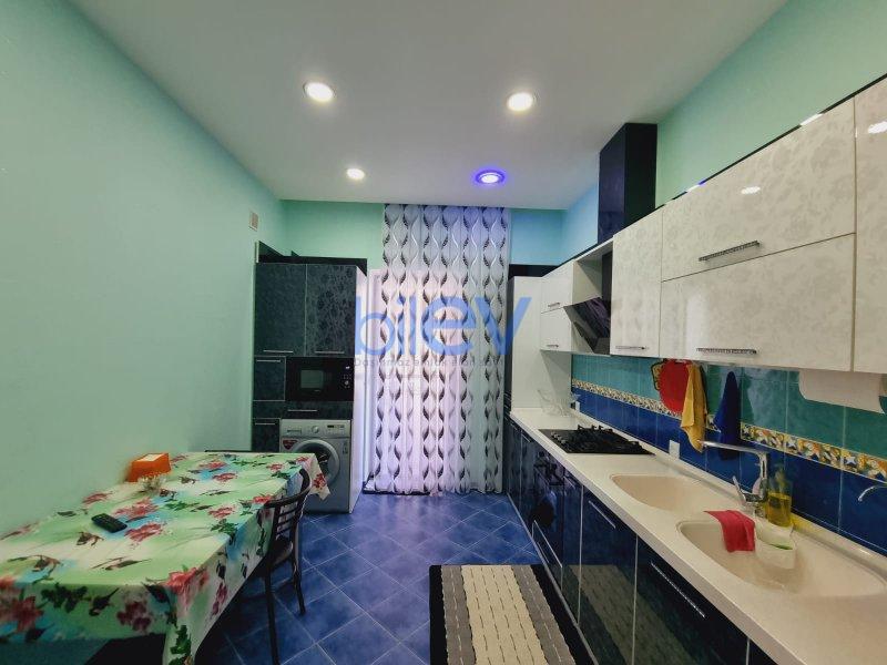 Satış 5 otaqlı Həyət evi  200m², Bakı