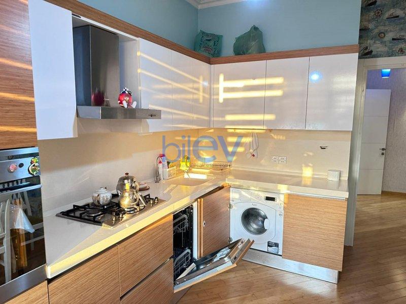 Kirayə (aylıq) 3 otaqlı Yeni Tikili  100m², Bakı